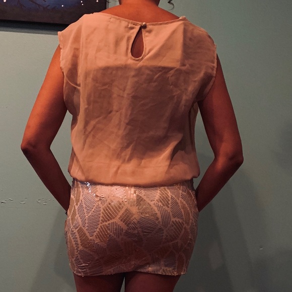 Dress - Picture 4 of 4